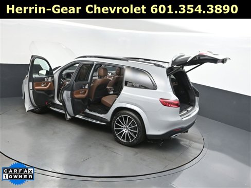 Used 2024 Mercedes-Benz GLS 450 4MATIC w/ AMG Line Exterior image 39
