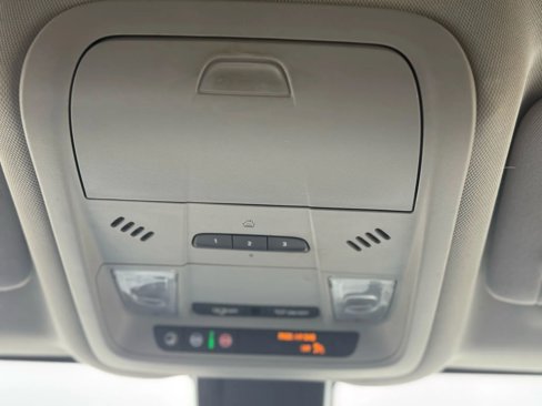 Used 2020 Chevrolet Equinox Premier w/ Premier Redline Edition image 30