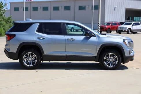 New 2026 GMC Terrain Elevation image 4