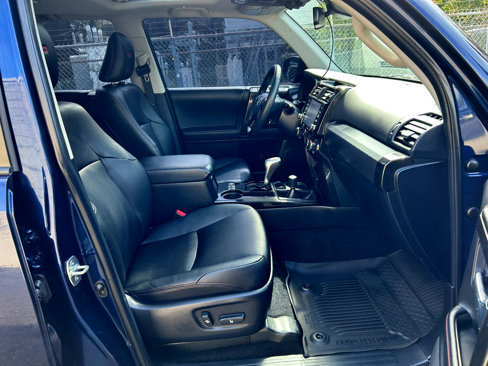 Used 2022 Toyota 4Runner TRD Off-Road Premium image 19