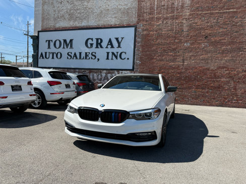 Used 2018 BMW 540i w/ Premium Package image 1