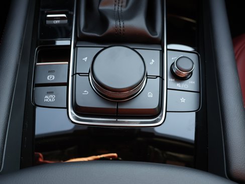 New 2026 MAZDA MAZDA3 Carbon w/ Appearance Package image 30