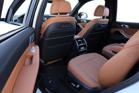 Used 2021 BMW X7 xDrive40i w/ M Sport Package image 20