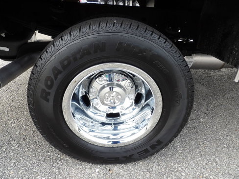 Used 2024 RAM 3500 Tradesman w/ Chrome Appearance Group image 64
