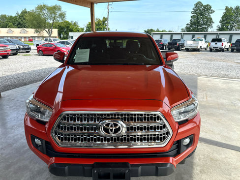 Used 2017 Toyota Tacoma TRD Off-Road image 36