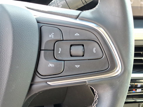 Used 2024 Buick Encore GX Avenir w/ Avenir Technology Package image 23