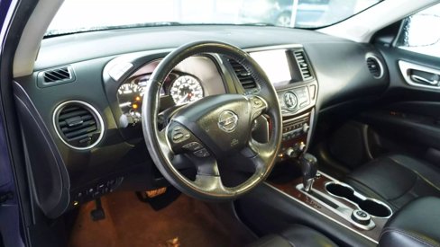 Used 2017 Nissan Pathfinder Platinum w/ Family Entertainment Package image 9