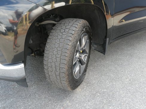 Used 2020 Chevrolet Silverado 1500 LT w/ Trailering Package image 27