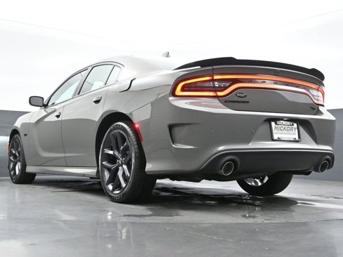 Used 2023 Dodge Charger R/T w/ Blacktop Package image 41