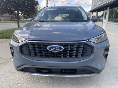 New 2026 Ford Escape SE image 9