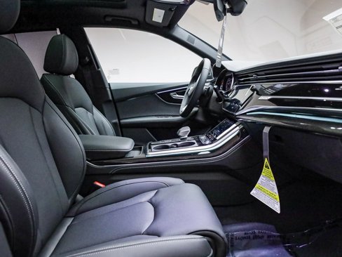 New 2025 Audi Q8 Prestige image 19