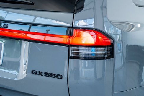 Used 2024 Lexus GX 550 image 26