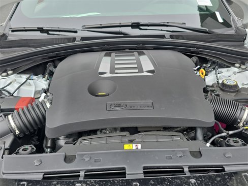 New 2026 Land Rover Range Rover Velar Dynamic SE image 31