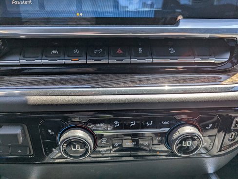 Used 2022 Chevrolet Silverado 1500 LT Trail Boss image 25