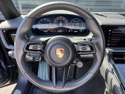Certified 2025 Porsche Panamera image 11