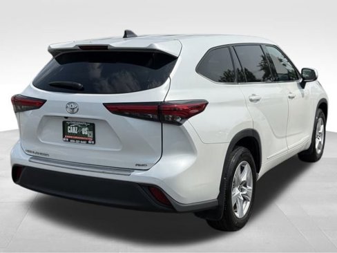 Used 2022 Toyota Highlander L image 7
