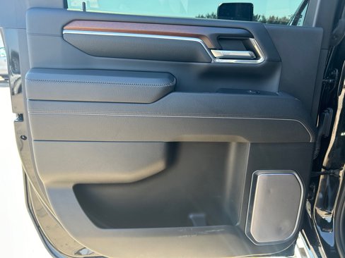 Used 2024 GMC Sierra 2500 Denali w/ Denali Reserve Package image 16