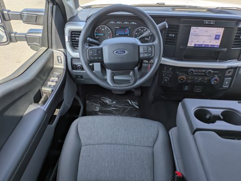 New 2026 Ford F250 4x4 Crew Cab Super Duty image 18