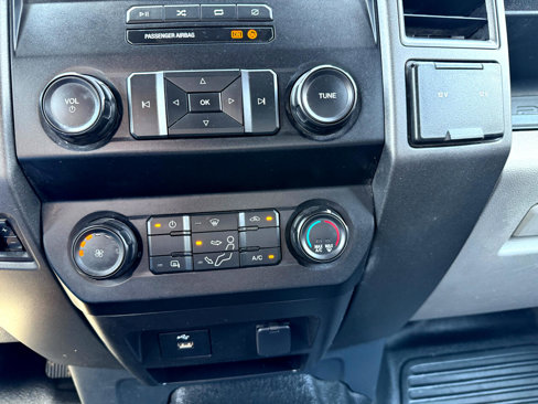 Used 2022 Ford F250 XL w/ Power Equipment Group image 26