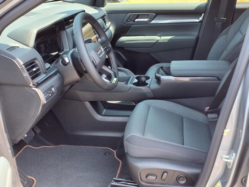 New 2026 GMC Terrain AT4 w/ Technology Package II image 8