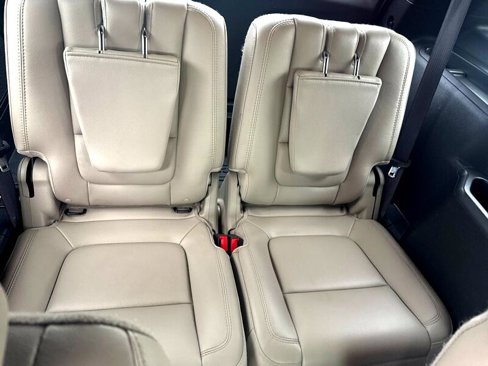 Used 2013 Ford Explorer Limited image 14