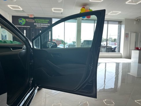 Used 2024 Toyota Corolla LE image 34