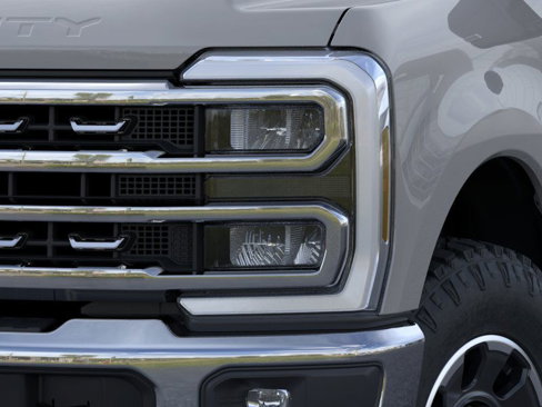 New 2026 Ford F250 4x4 Crew Cab Super Duty image 18