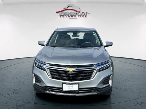 Used 2023 Chevrolet Equinox LT image 3