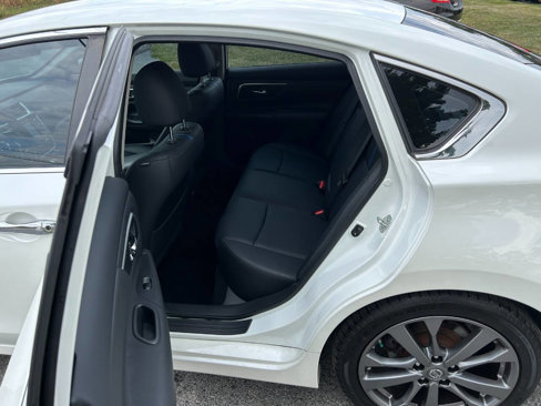 Used 2018 Nissan Altima 2.5 SR w/ SR Special Edition image 15