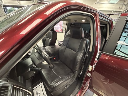 Used 2018 RAM 2500 Laramie w/ Sport Appearance Group image 8