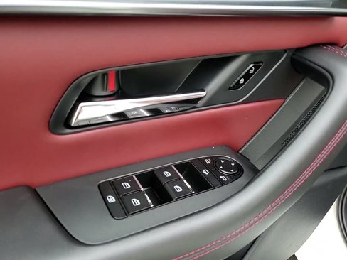 New 2025 MAZDA CX-70 Plug-In Hybrid w/ Premium Plus image 14