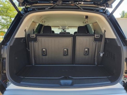 New 2025 Nissan Pathfinder SL w/ Cargo Package image 7