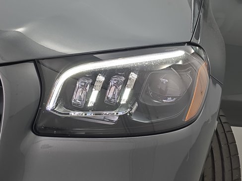 New 2026 Mercedes-Benz GLS 63 AMG 4MATIC image 33