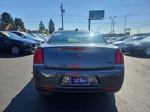 Used 2023 Chrysler 300 S image 5