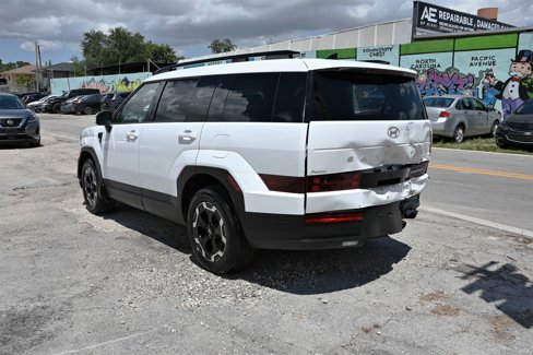 Used 2025 Hyundai Santa Fe SEL image 4