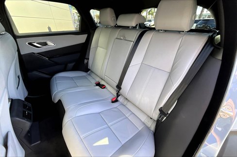 New 2026 Land Rover Range Rover Velar Dynamic SE image 10