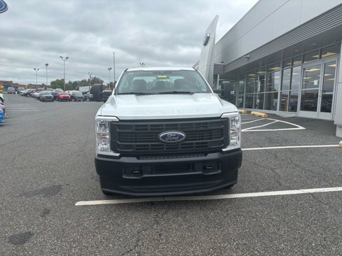 New 2025 Ford F250 XLT image 4
