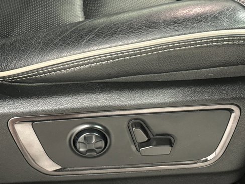 Used 2022 RAM 1500 Limited w/ Body-Colour Bumper Group image 26