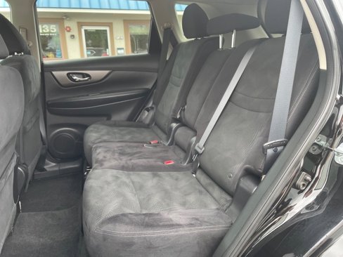 Used 2014 Nissan Rogue SV w/ SV Premium Package image 26
