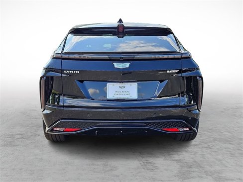 New 2026 Cadillac Lyriq V image 5