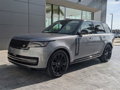 New 2025 Land Rover Range Rover SE image 1