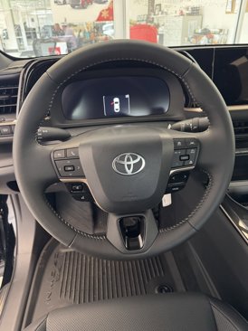 New 2025 Toyota Crown image 15
