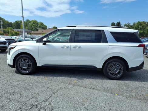 New 2026 Kia Carnival EX image 7