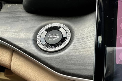 Used 2022 Jeep Grand Cherokee L Limited image 25