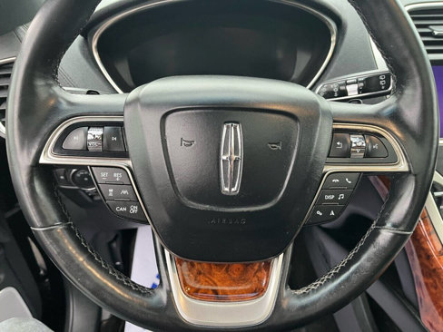 Used 2019 Lincoln Nautilus Reserve w/ Ultimate Package image 33