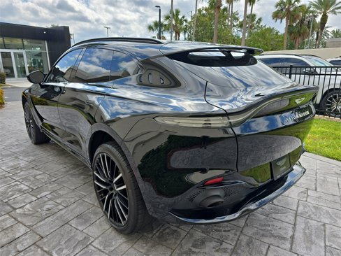 Used 2023 Aston Martin DBX image 2