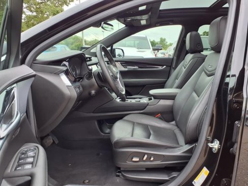 Used 2024 Cadillac XT5 Premium Luxury w/ LPO, Floor Liner Package image 17