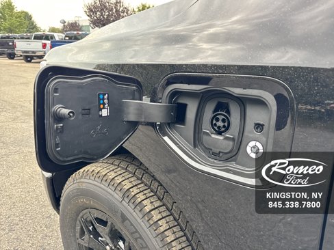 New 2025 Ford F150 Lightning XLT image 10