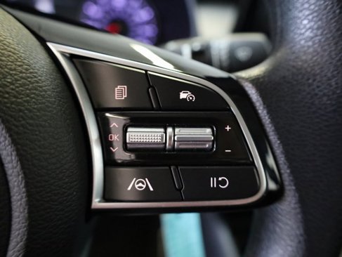 Used 2024 Kia Forte LXS image 19