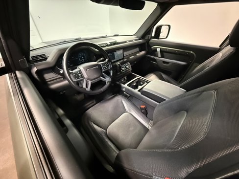 Used 2024 Land Rover Defender 90 X-Dynamic SE image 56